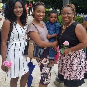 Meet your Posher, Yvonne